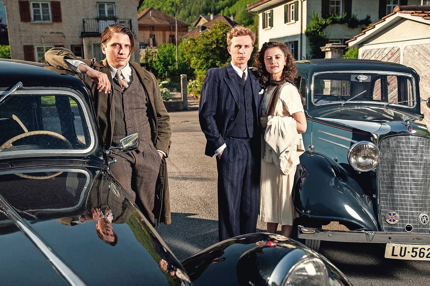 SRF Schweizer FilmFriedenLancierungsbildDer Hauptcast: v.l. Dimitri Stapfer als Egon Leutenegger, Max Hubacher als Johann Leutenegger und Annina Walt als Klara Leutenegger-Tobler2019Copyright: SRF/Sava Hlavacek