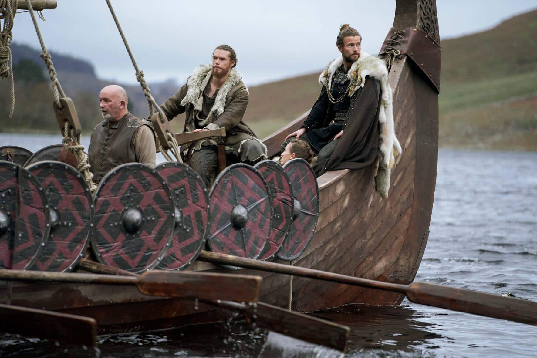 Vikings: Valhalla. (L to R) Sam Corlett as Leif, Lujza Richter as Liv, Leo Suter as Harald in episode 106 of Vikings: Valhalla. Cr. Bernard Walsh/Netflix Â© 2021