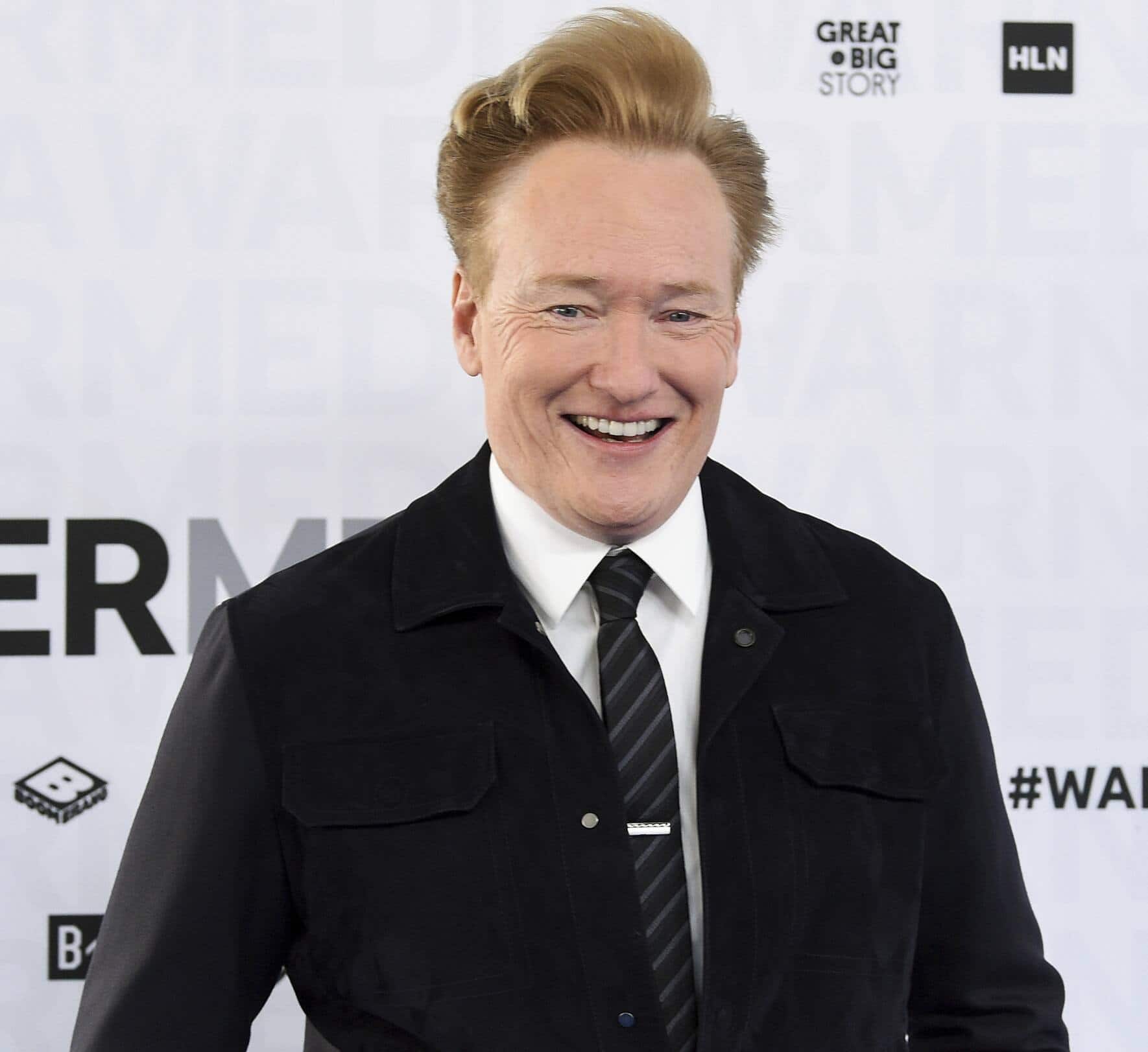 Erstmals moderiert Late-Night-Host Conan O’Brien (61) die Show.