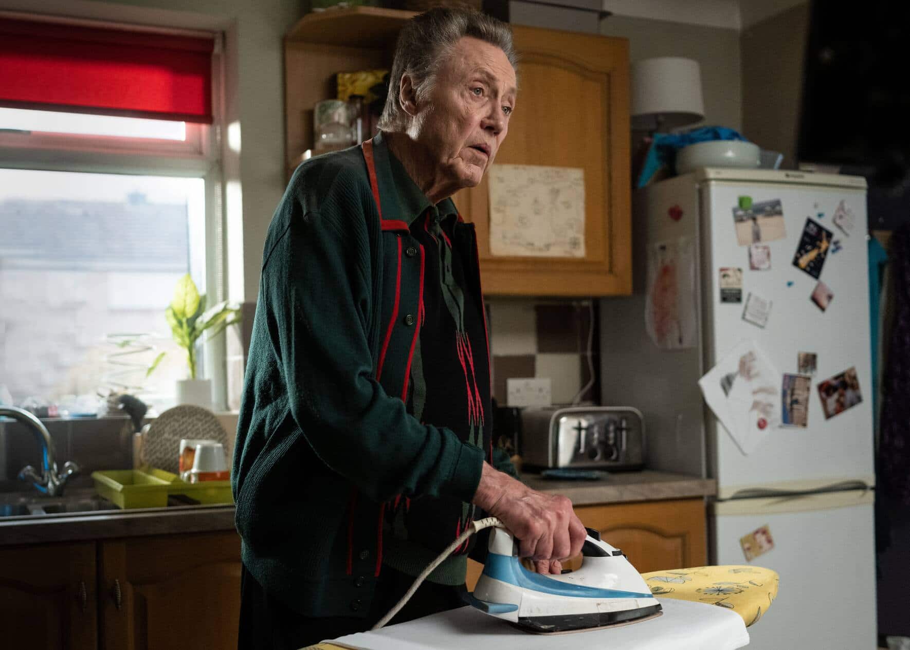 Opa Frank (Christopher Walken) bügelt nicht nur Probleme aus.