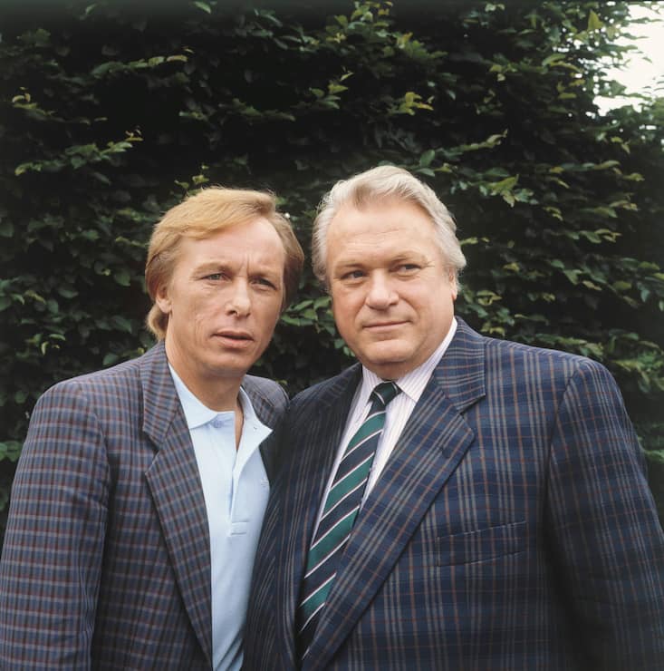 EIN FALL FüR ZWEI / Zahltag BRD 1987 / Detlef Rönfeldt CLAUS THEO GäRTNER (Matula), GüNTER STRACK (Dr. Renz) in der Folge: Zahltag . 33026/ / Überschrift: EIN FALL FüR ZWEI / BRD 1987 Copyright: KPA !AUFNAHMEDATUM GESCHÄTZT! UnitedArchives00653411