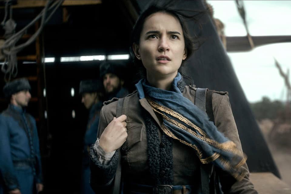 SHADOW AND BONE (L to R) JESSIE MEI LI as ALINA STARKOV of SHADOW AND BONE Cr. COURTESY OF NETFLIX Â© 2021
